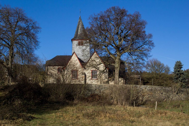 Pfarrkirche Houverath, Braunes Langohr